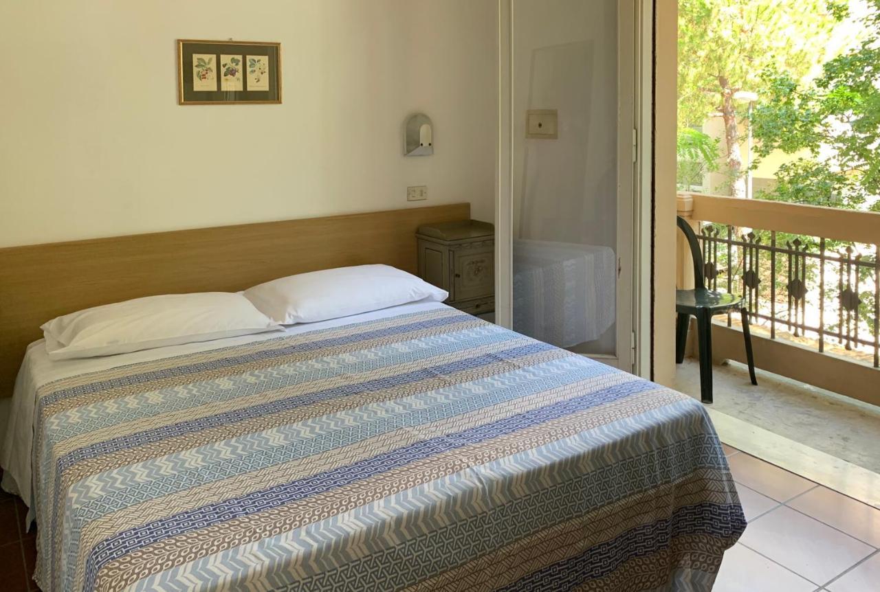 Hotel Garni Picnic リッチョーネ エクステリア 写真