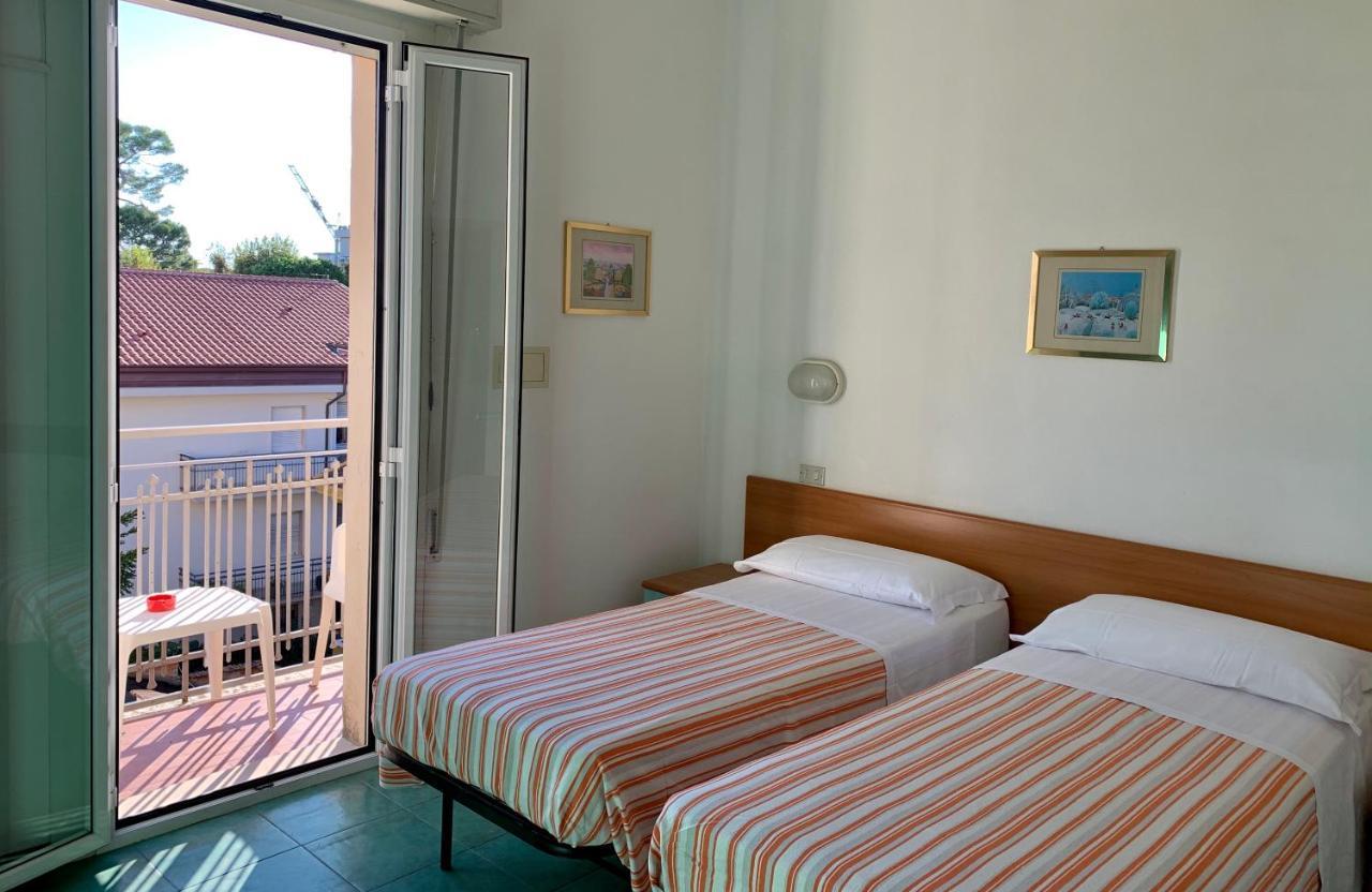 Hotel Garni Picnic リッチョーネ エクステリア 写真
