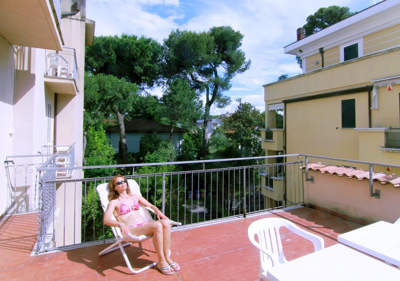 Hotel Garni Picnic リッチョーネ エクステリア 写真