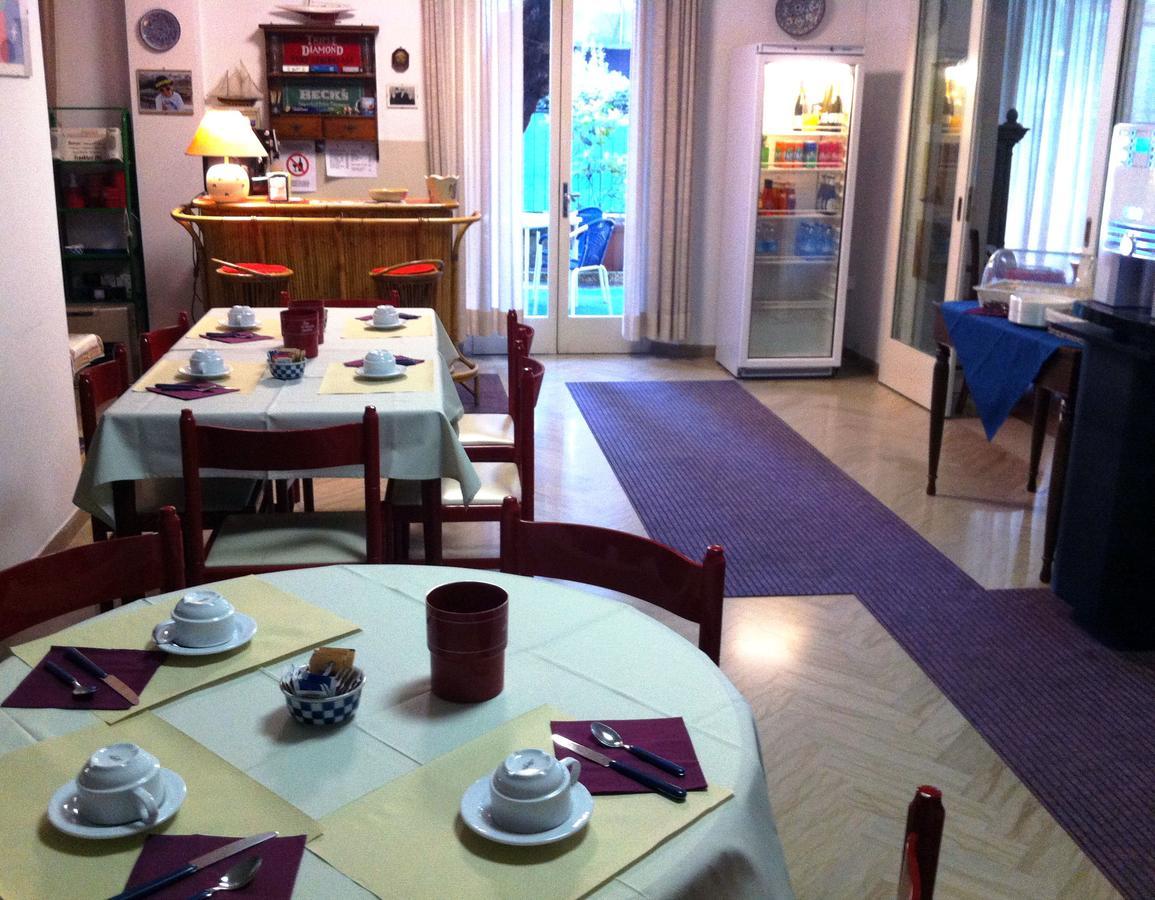 Hotel Garni Picnic リッチョーネ エクステリア 写真