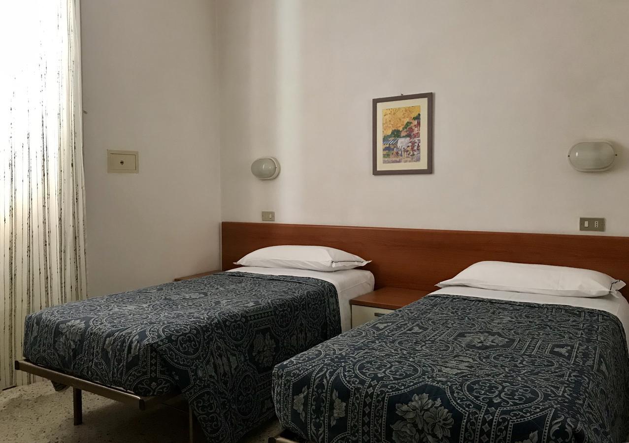 Hotel Garni Picnic リッチョーネ エクステリア 写真