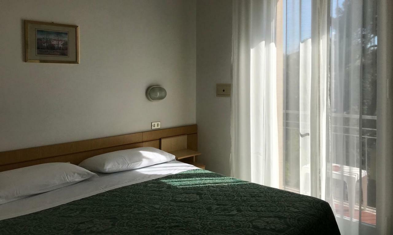 Hotel Garni Picnic リッチョーネ エクステリア 写真