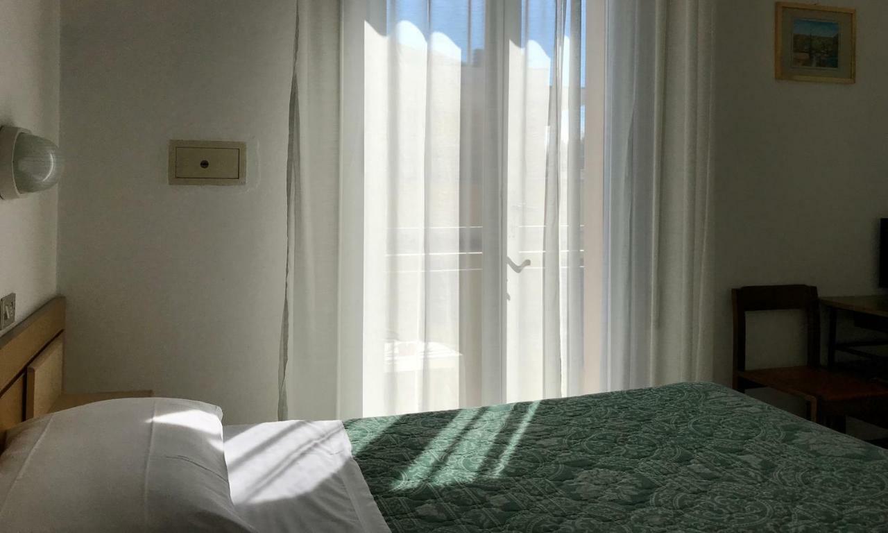 Hotel Garni Picnic リッチョーネ エクステリア 写真